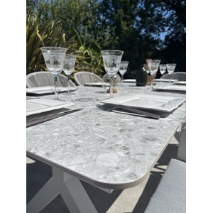 Ensemble repas de jardin abella 8 places - blanc
