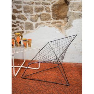 Jakob, le fauteuil en acier n°601