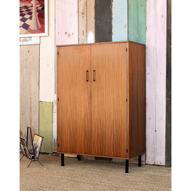 Magda, l'armoire en bois n°133