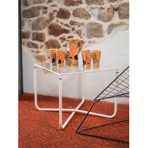 Donna, la table basse en métal n°472