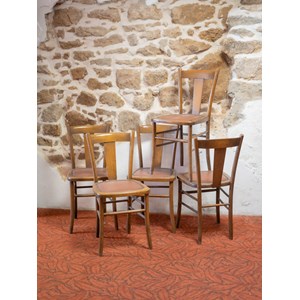 Lot de 5 chaises en bois n°676
