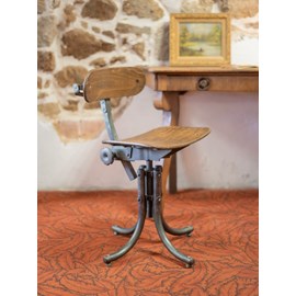 Alma, la chaise d'atelier en bois n°795