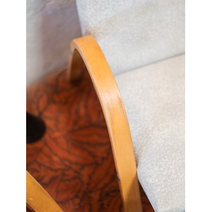 Jakob, le fauteuil en bois n°600