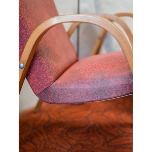 Jakob, le fauteuil en bois n°599