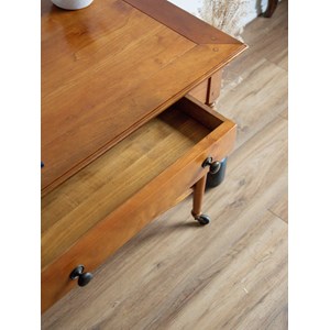 Table basse sur roulettes n°284