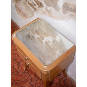 Odile, la table de chevet en bois n°546