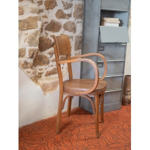 Jakob, le fauteuil en bois n°596
