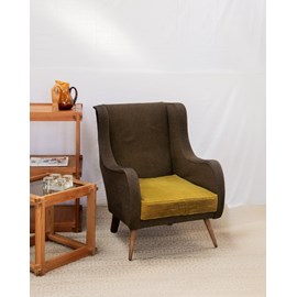 Ernest, le fauteuil haut en tissu n°560