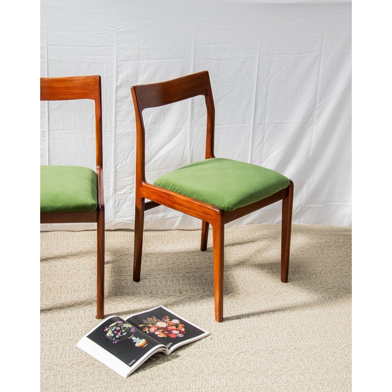 Alma, la chaise verte scandinave n°834