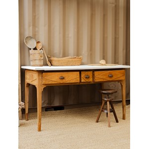 Romy, la table à manger en bois n°395