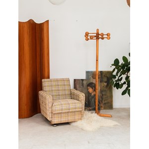 Charlie, le porte-manteaux en bois n°138