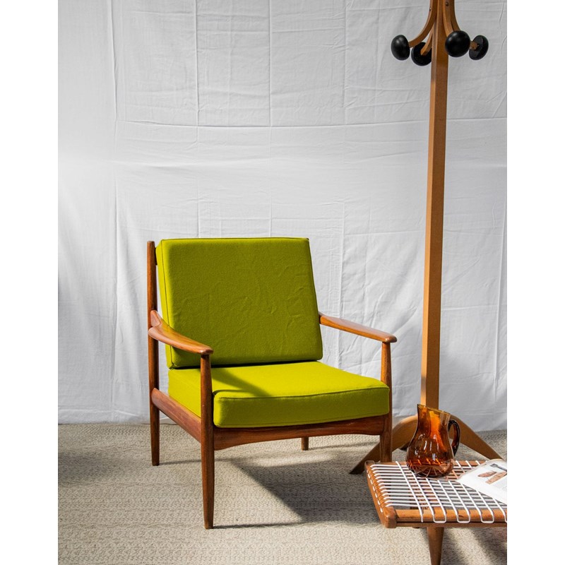 Jakob, le fauteuil scandinave vert n°632
