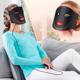 Masque facial de traitement par lumière led avec 7 couleurs et 3 niveaux.