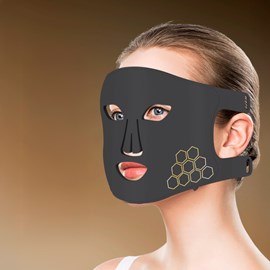 Masque facial de traitement à lumière led avec 4 couleurs.