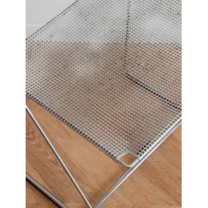 Alma, la chaise en acier chromé n°837