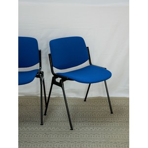Lot de chaises giancarlo piretti n°842