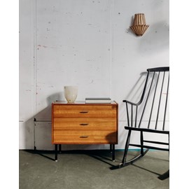 Olga, la commode en bois clair n°255