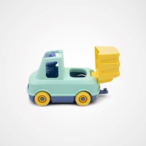 Le camion poubelle made in france en matière recyclée de mr renard