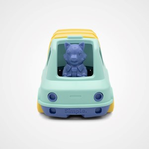 Le camion poubelle made in france en matière recyclée de mr renard