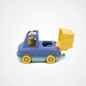 Le camion poubelle made in france en matière recyclée de mr renard