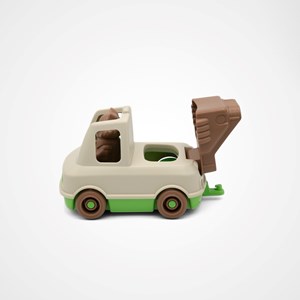 Le camion pompier made in france en matière recyclée de mr renard