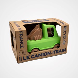 Le camion pompier made in france en matière recyclée de mr renard