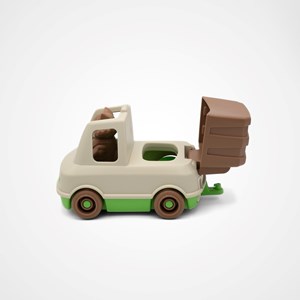 Le camion poubelle made in france en matière recyclée de mr renard