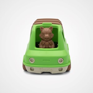 Le camion poubelle made in france en matière recyclée de mr renard