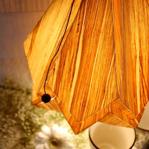 Suspension origami en ecowood et papier - taille m