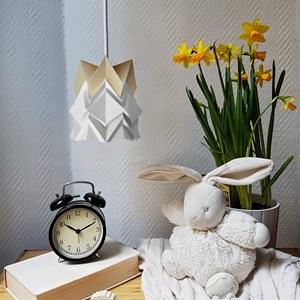 Petite suspension origami  design bicolore en papier