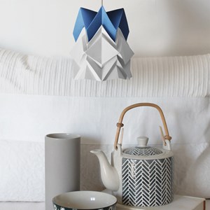 Applique murale bois et petite suspension origami bicolore en papier