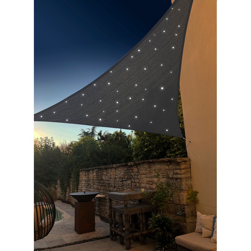 Voile triangulaire 3 m avec 75 leds
