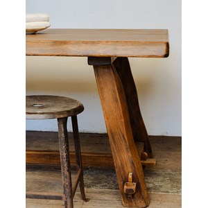 Romy, la table à manger en bois n°410