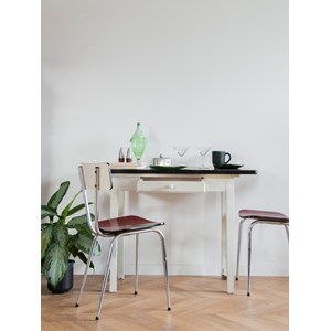 Romy, la table à manger en bois n°405