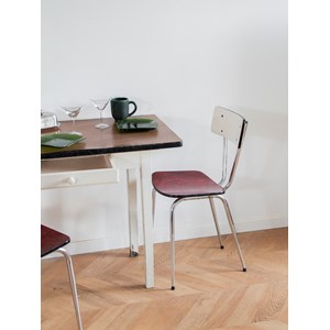 Romy, la table à manger en bois n°405