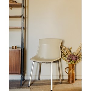 Alma, la chaise en cuir n°862