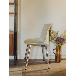 Alma, la chaise en cuir n°862