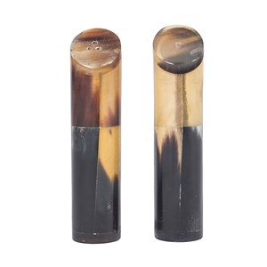 Duo salière et poivrier en corne naturelle - 11cm