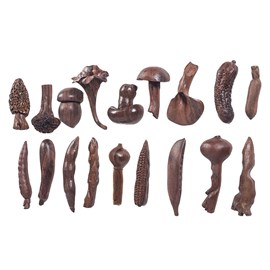 Set de 18 porte-couteaux sculptés à la