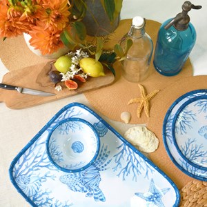 Grand plateau en mélamine avec un impri