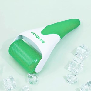 Rouleau de glace facial, instrument de massage et de soins.