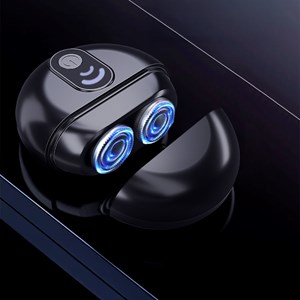 Rasoir électrique avec 2 vitesses et couvercle de protection.