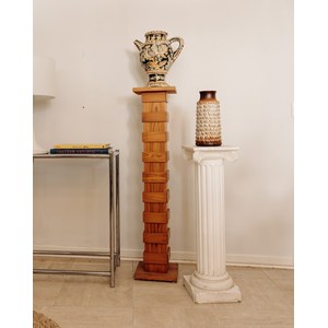 Grande colonne en bois massif n°637