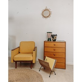 Jakob, le fauteuil en tissu jaune n°648