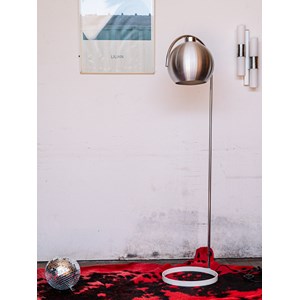 Julien, le lampadaire en métal n°180