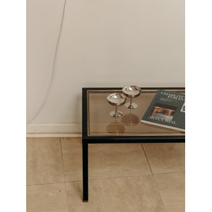 Hanna, la table d'appoint en métal n°643