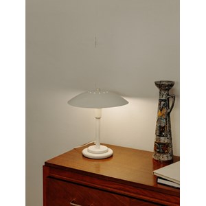 Julia, la lampe à poser en métal n°461