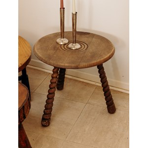 Table d'appoint tripode n°482