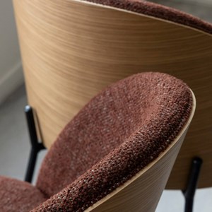 Chaise tissu rouge bois clair