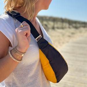 Sacoche banane aura jaune et noir